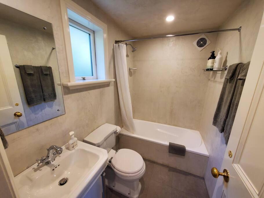 Tiny House In The Sky Hotel Dunedin Buitenkant foto